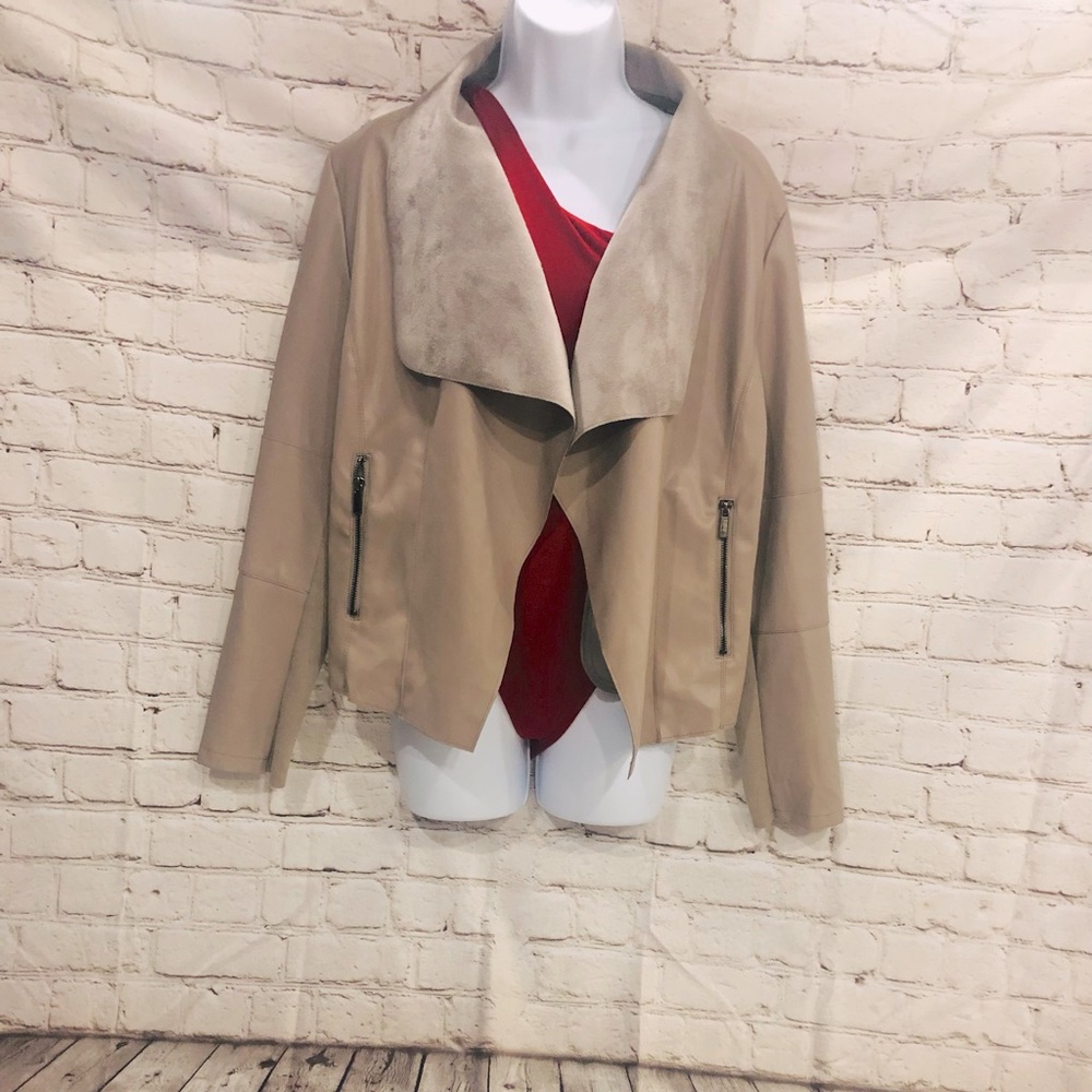 ❤️‍🔥Bagatelle❤️‍🔥Gorgeous Lightweight Draping Collar Women’s Jacket❤️‍🔥